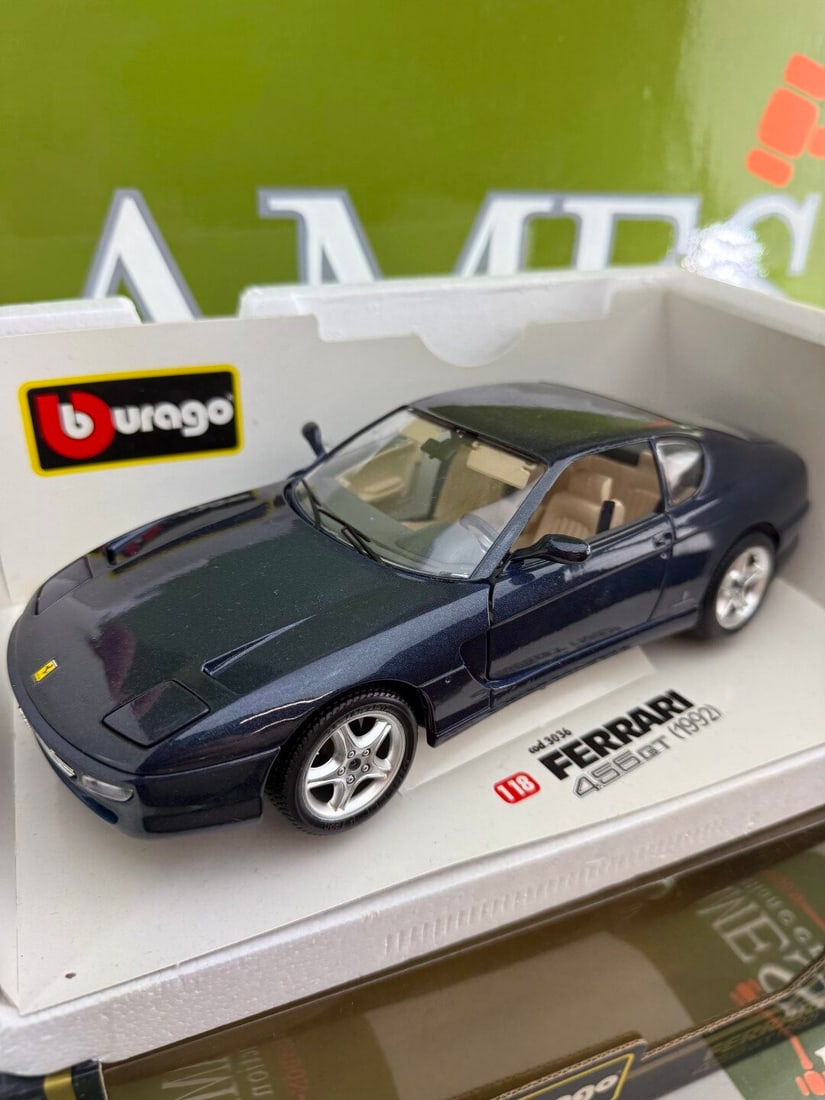 Burago 1:18 Scale 90`s Super Car Collection Ferrari 456 GT 1992 - 3