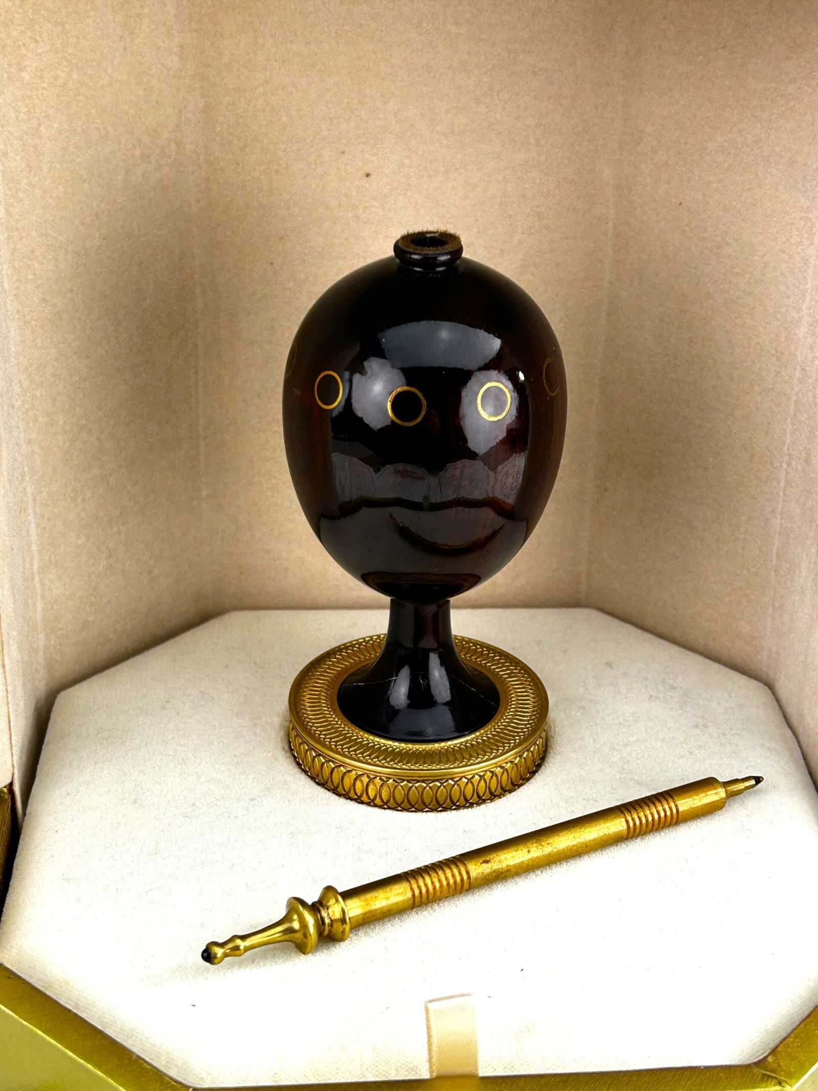 Theo Faberg St Petersburg Collection Cocobolo Wood Egg & 24ct Gold Plated Finish - 4