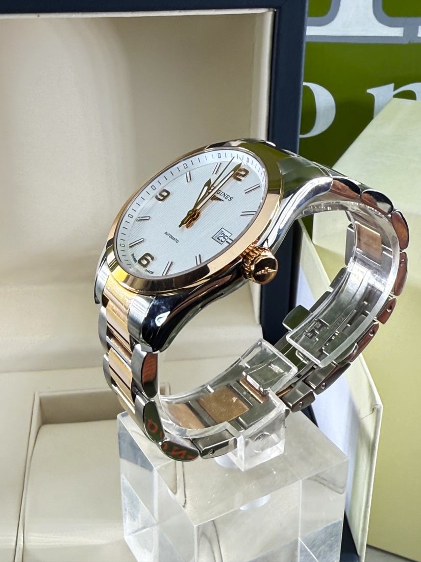 Longines Automatic Conquest Gold 40mm Edition - 3