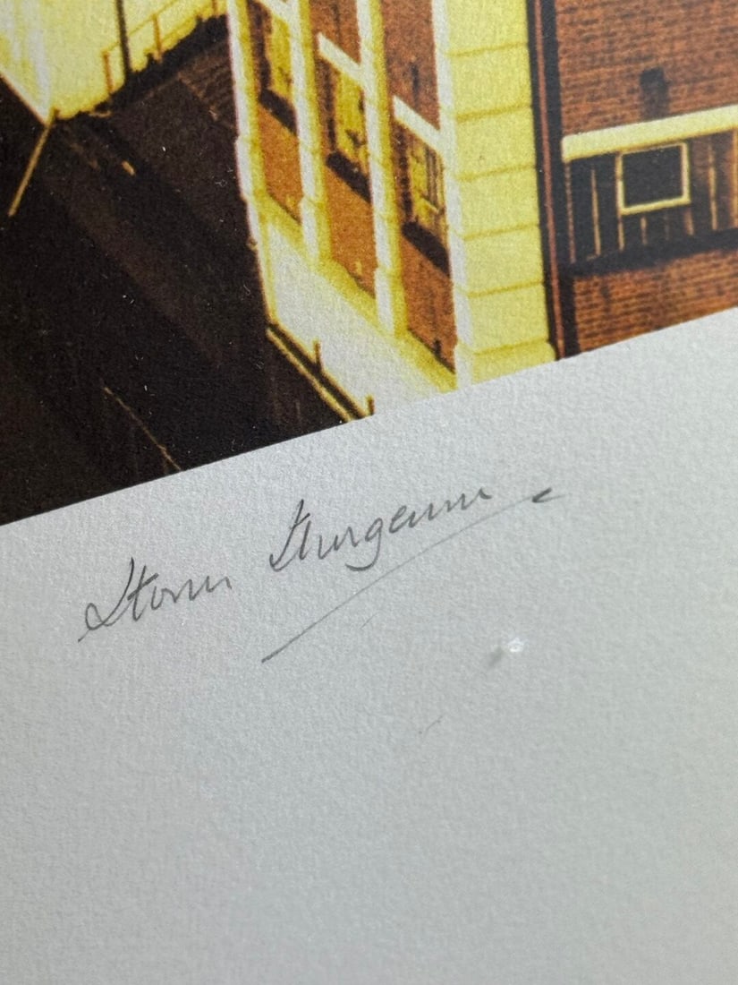 Pink Floyd `Animals` Silkcreen Ltd Edition 135/295 Worldwide Signed by Nick Mason & Storm Thorgeson. - 6