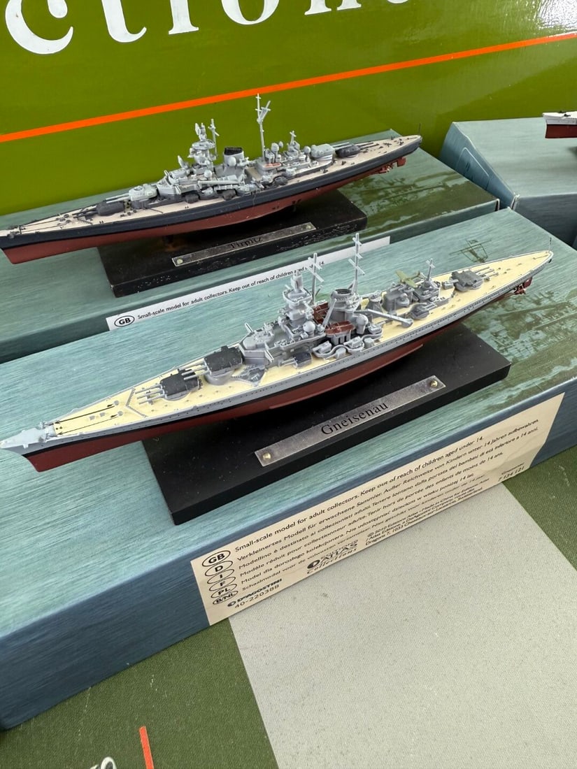 Collection of Atlas Legendary Warships WWII- German / Italy Ships - 4