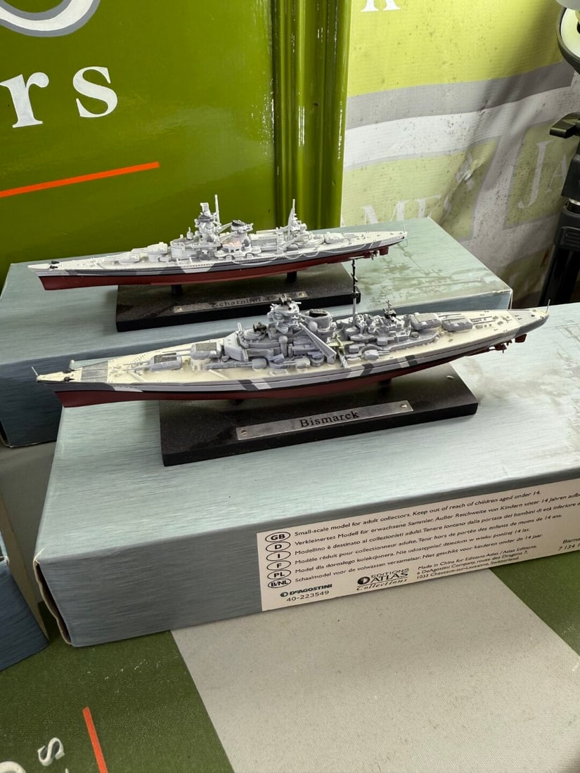 Collection of Atlas Legendary Warships WWII- German / Italy Ships - 6