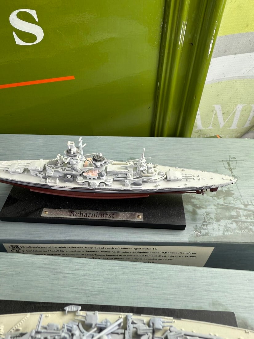 Collection of Atlas Legendary Warships WWII- German / Italy Ships - 7