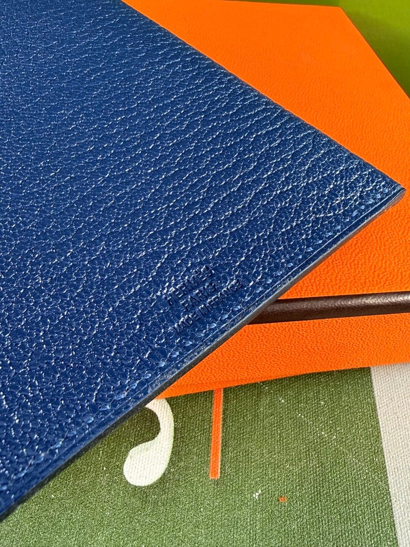 Herms Paris Passport/Id Leather Holder - 2