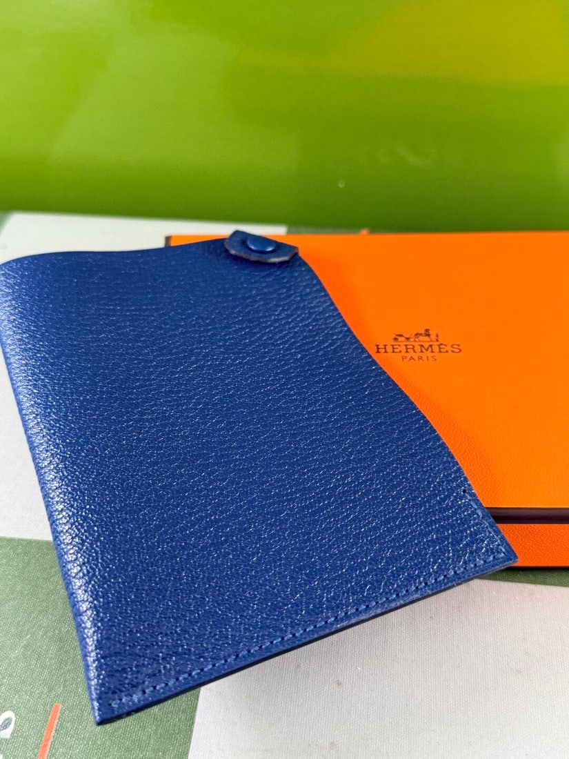 Herms Paris Passport/Id Leather Holder - 4