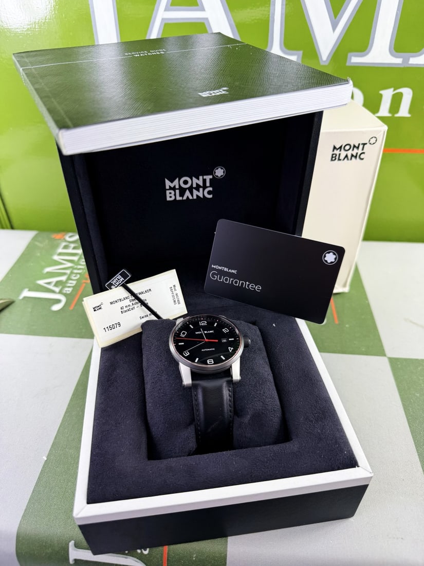 Montblanc Timewalker Urban Titanium Automatic Time and Date Edition - 3