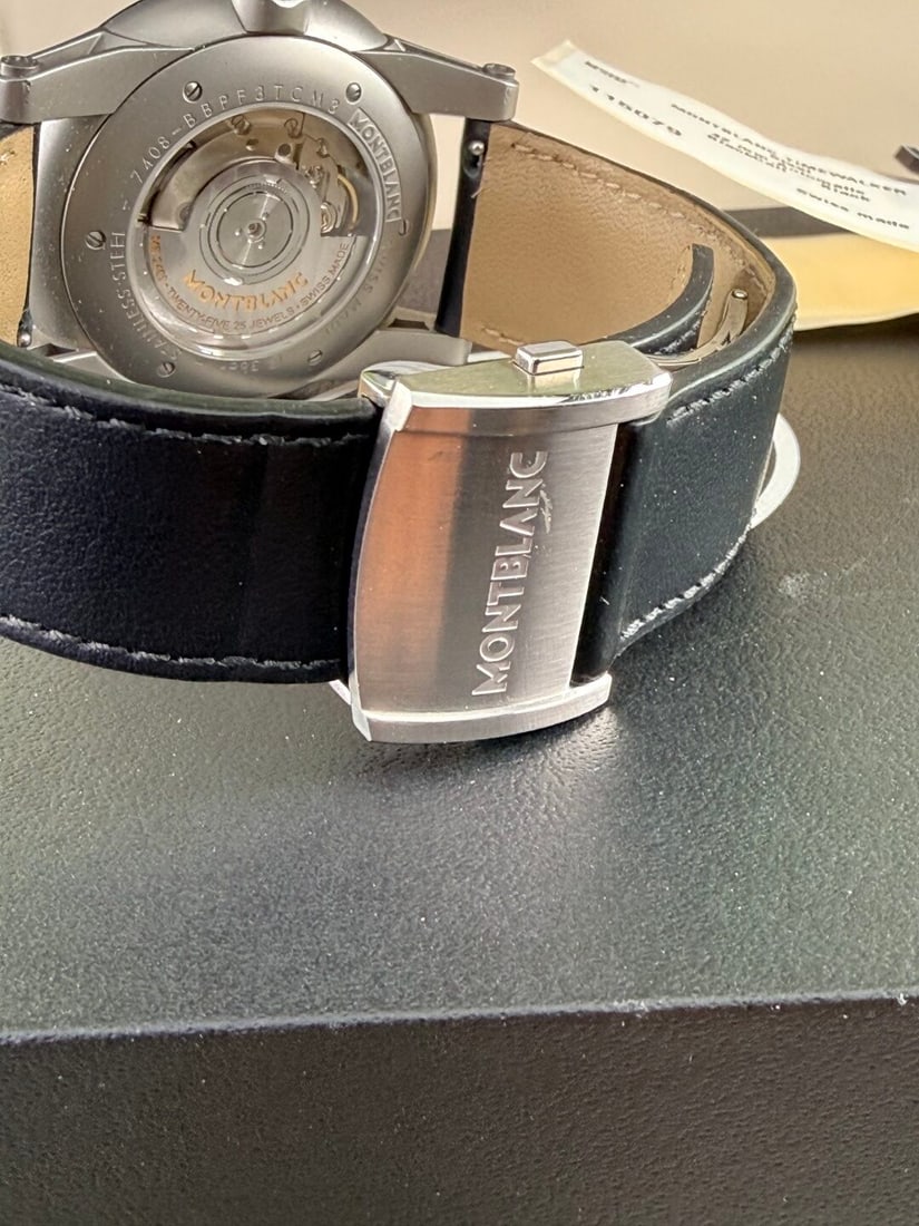 Montblanc Timewalker Urban Titanium Automatic Time and Date Edition - 4