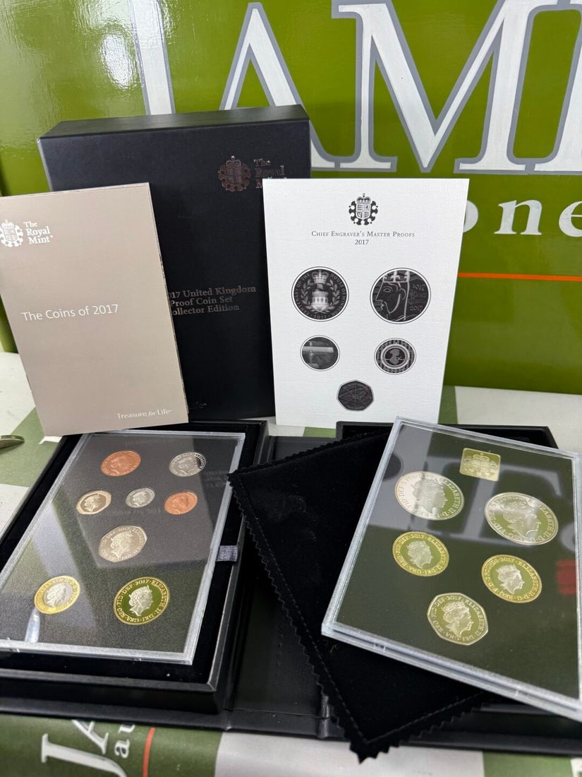Royal Mint 2017 United Kingdom Collector Edition Coin Set: ROYAL MINT "THE 2017 UNITED KINGDOM COLLECTOR EDITION PROOF COIN SET" IN BLACK ROYAL MINT LEATHERETTE PRESENTATION BOX WITH CERTIFICATES OF AUTHENTICITY AND ASSOCIATED PAPERWORK