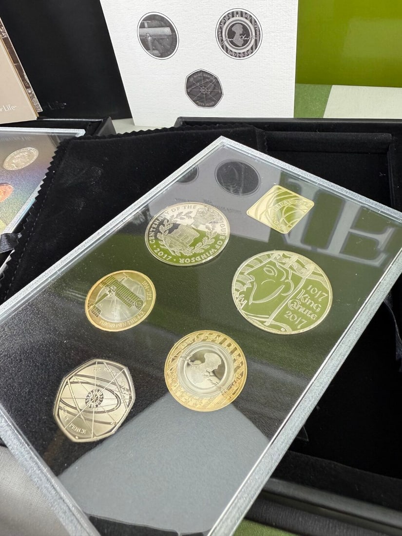 Royal Mint 2017 United Kingdom Collector Edition Coin Set - 6