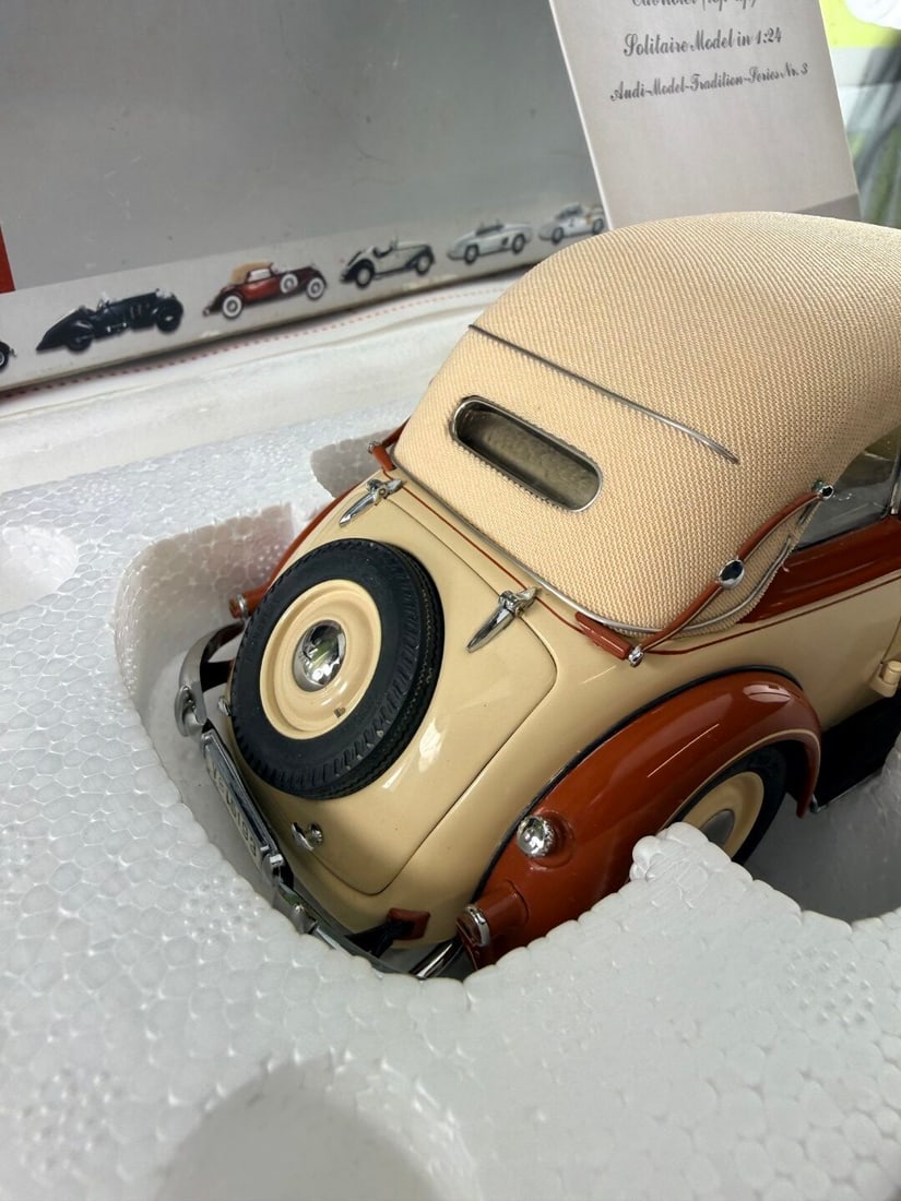 CMC-1:24 Audi 920 Cabriolet, 19381940 (Item No. M-032).Rare Example. - 7