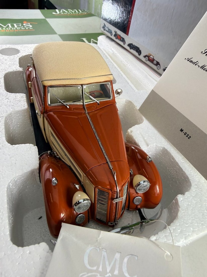 CMC-1:24 Audi 920 Cabriolet, 19381940 (Item No. M-032).Rare Example. - 9