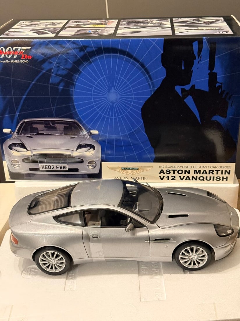 Kyosho-James Bond 007- 1:12 Scale Aston Martin Vanquish - 8