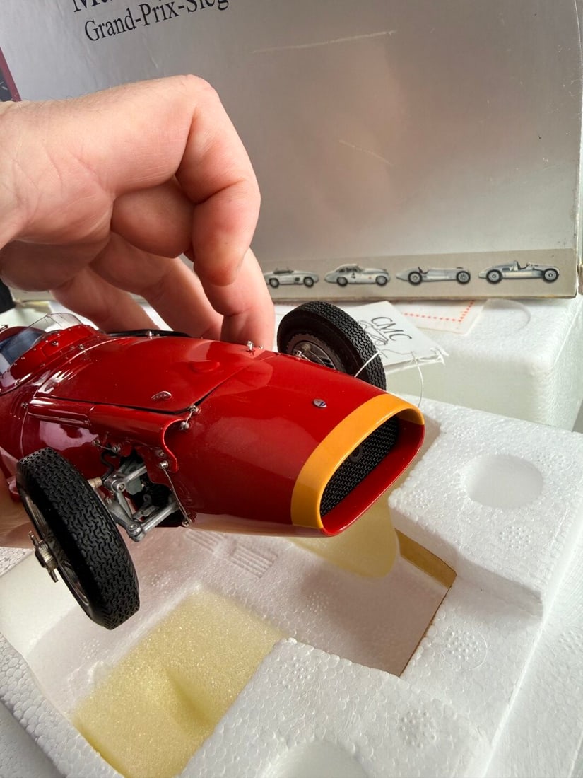 CMC-1:18 Scale Grand Prix Maserati 250F (1957) Grand-Prix-Sieger - 6