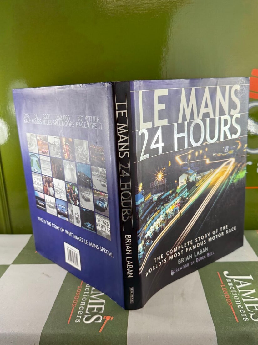 Le Mans Motor Racing Large Hardback Book: Le Mans Motor Racing Large Hardback Book-detailing the history of one of the worlds most famous motor racing events.