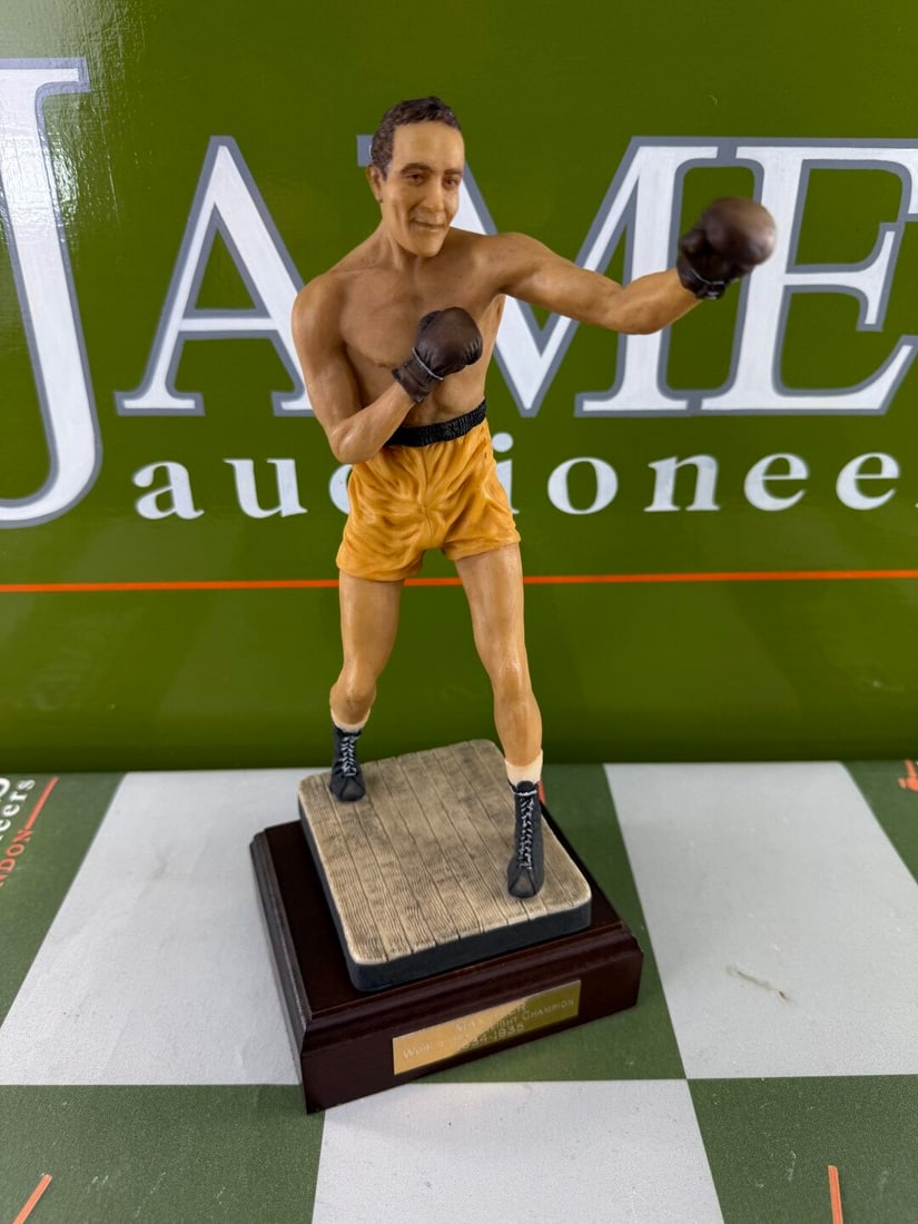 Max Baer Heavyweight Boxing Champion The Art Of Sport By Endurance Figurine. Sculpted by Daniel Lova: Max Baer Heavyweight Boxing Champion The Art Of Sport By Endurance Figurine. Sculpted by Daniel Lovatt