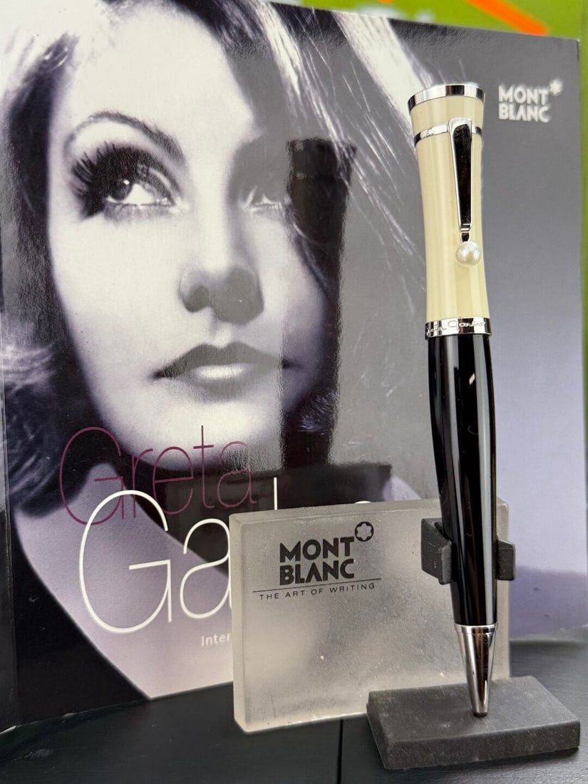 Montblanc Greta Garbo Special Edition Pearl Ballpoint Pen Set. - 4