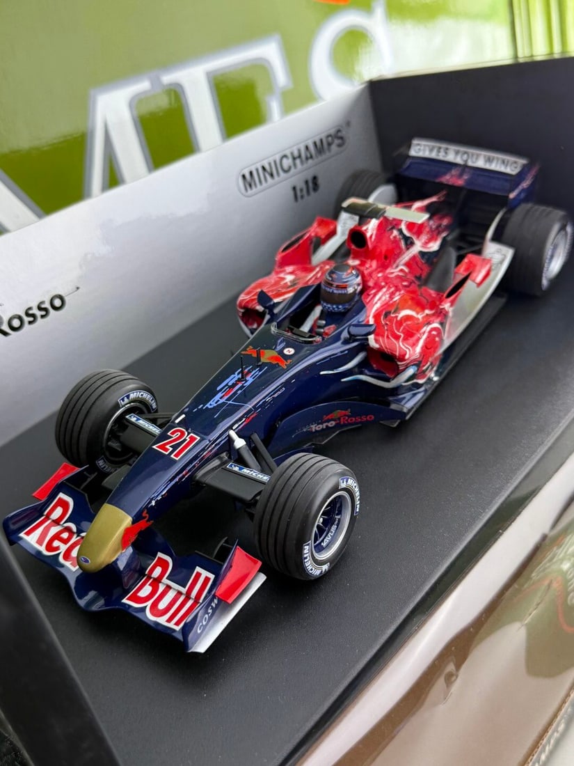 Minichamps 1:18 Toro Rossi cosworth STR1 S Speed 2006: Minichamps 1:18 Toro Rossi cosworth STR1 S Speed 2006- A rare undisplayed example complete as pictured with original packaging-Mint Example.