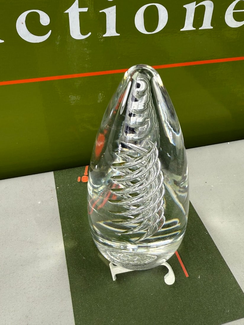 Large Egg Shaped Paperweight by Liskeard Glass, England c 1970 - 2