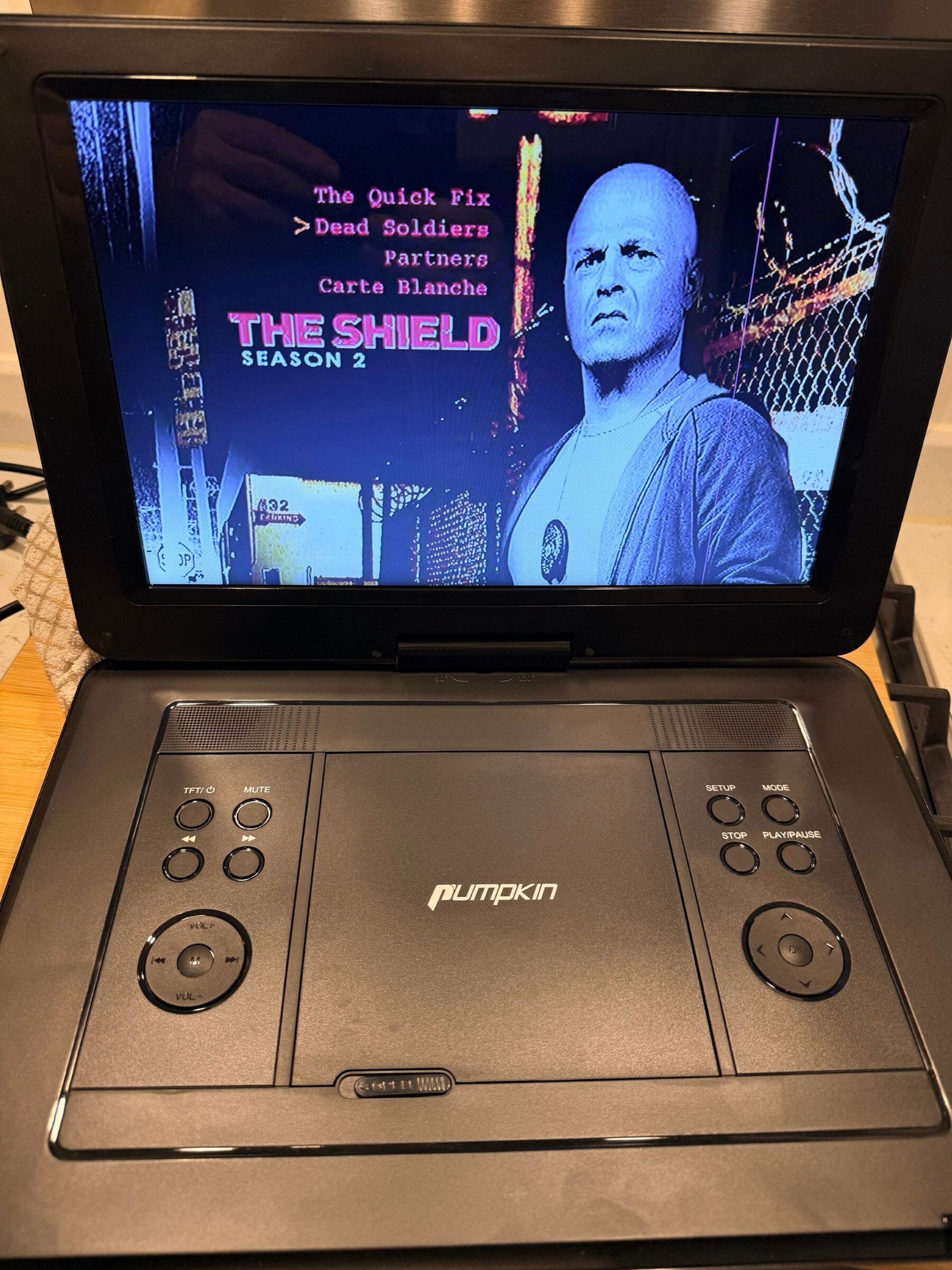 Pumpkin Portable DVD Player Long Battery Life HDMI 14 Inch - 7