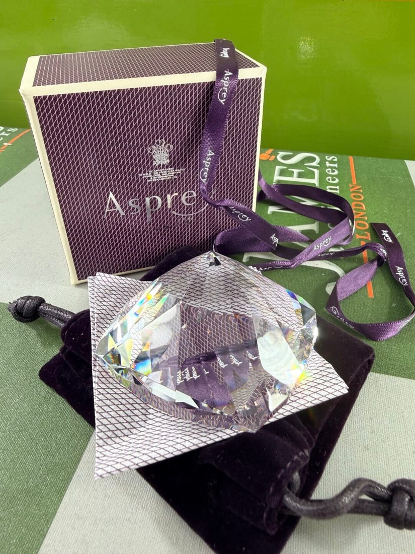 Vintage Asprey London Crystal Glass Paper Weight In Shape Of Diamond - 2