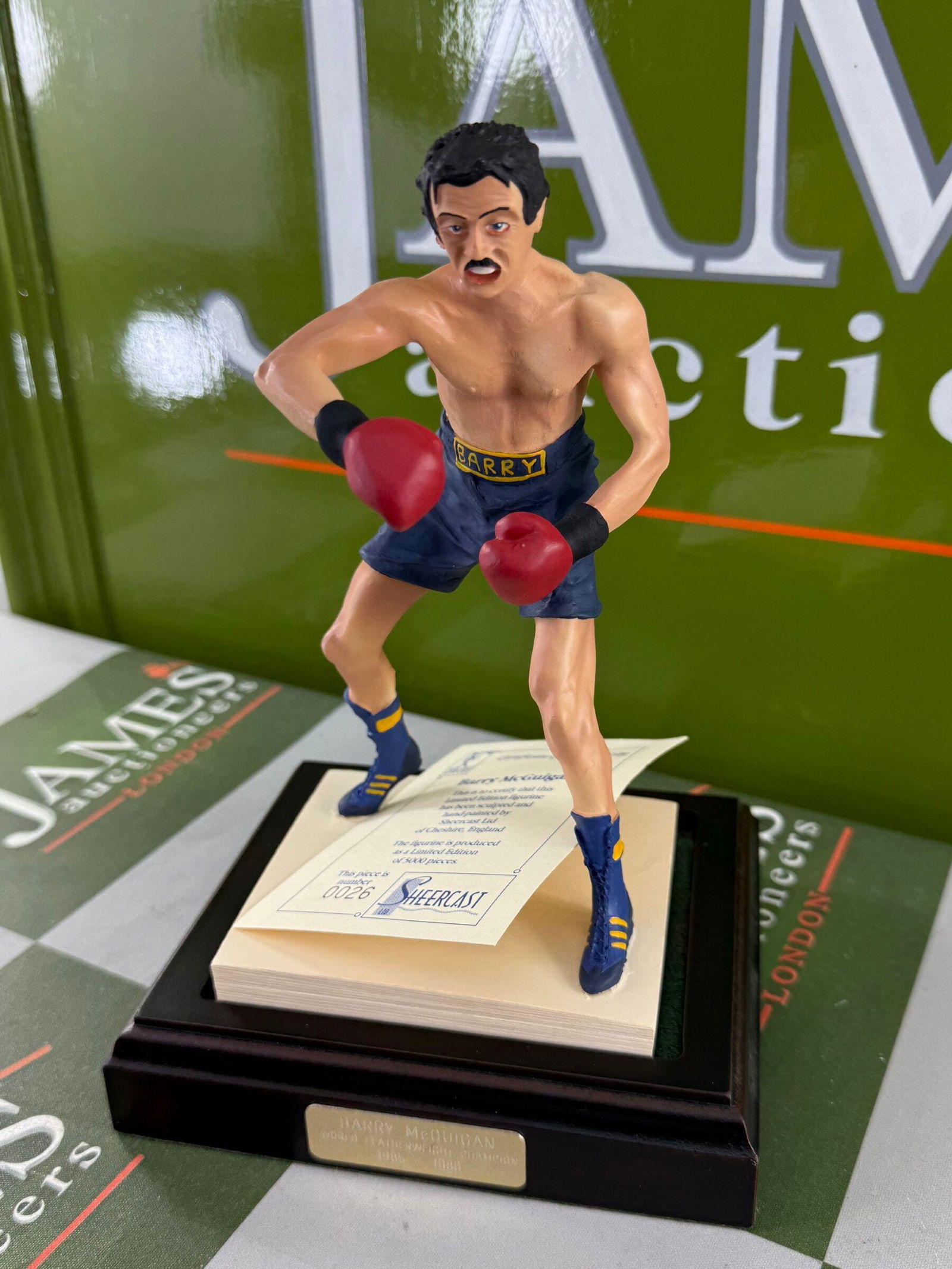 Barry Mcguigan Featherweight Boxing Champion- The Art Of Sport By Endurance Figurine. Sculpted by Da - 3