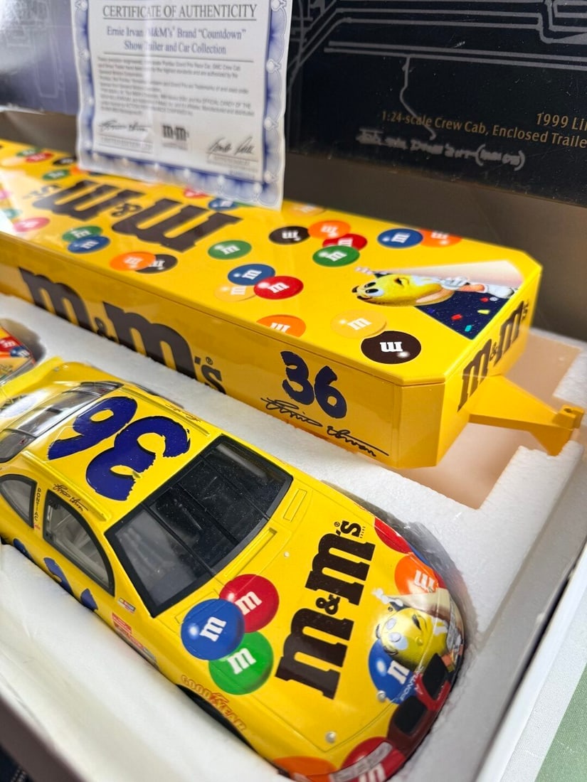 A Brookfield Collectors Guild Nascar 1:24 scale Crew Cab M&M Countdown Show Trailer and car. - 3