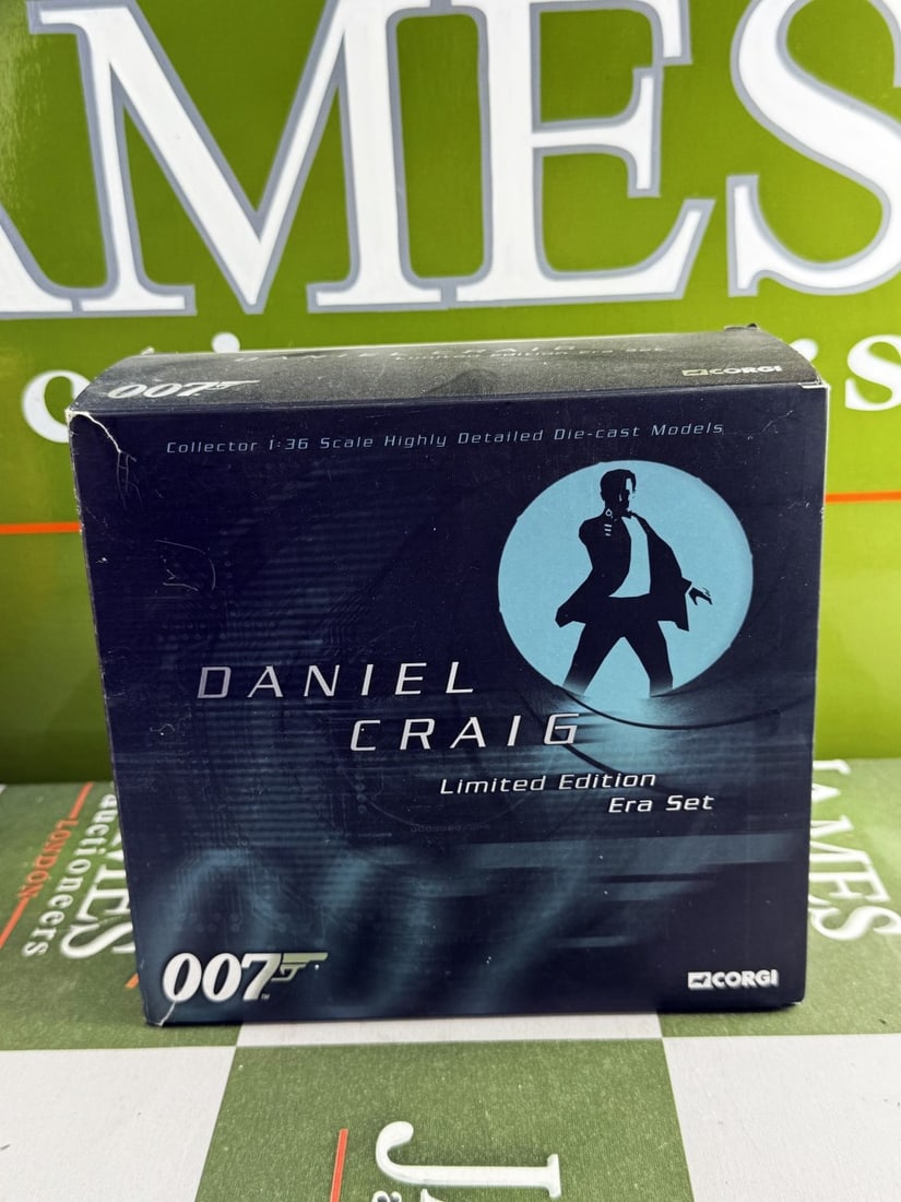 James Bond 007 Daniel Craig Era Ltd Edition Die Cast/Poster Collection - 2