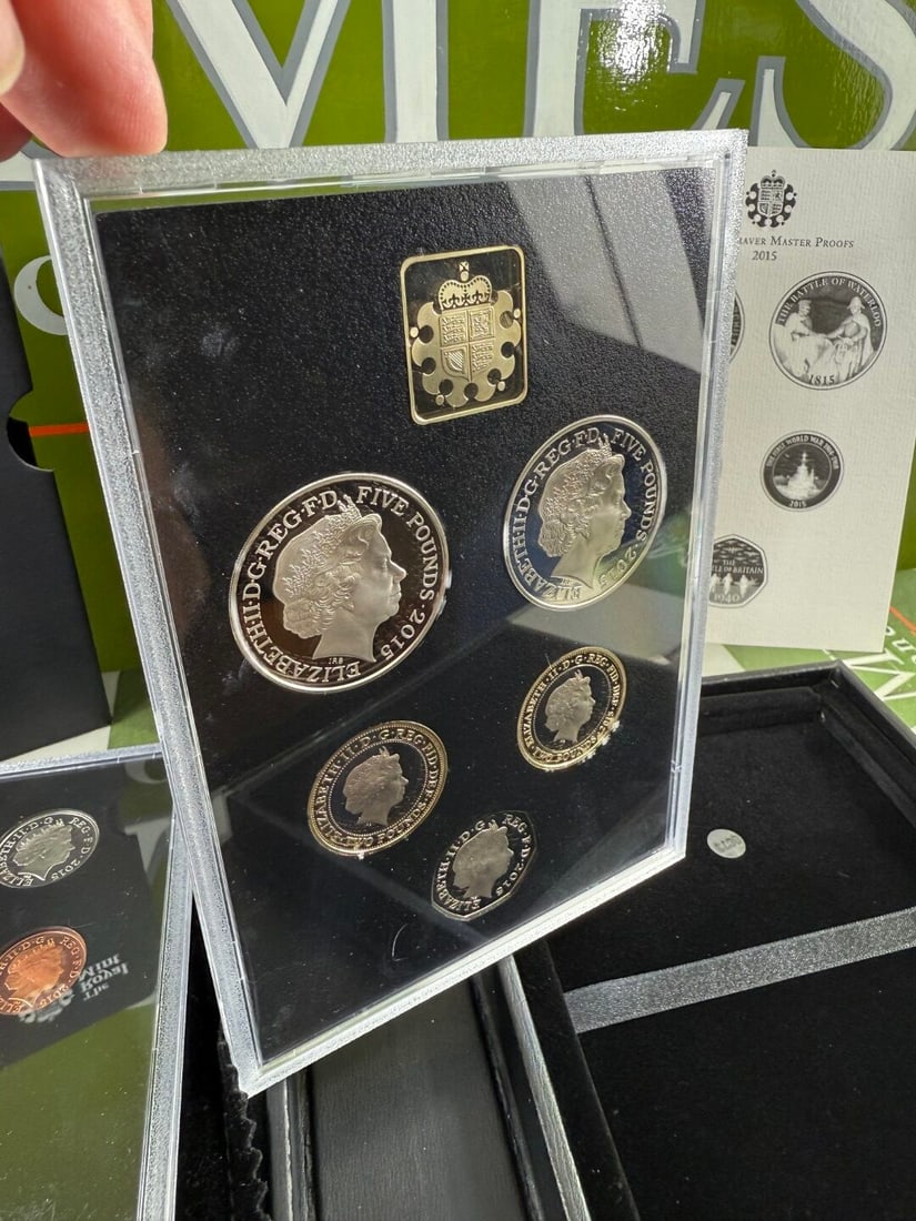 Royal Mint 2015 United Kingdom Collector Edition Coin Set - 6