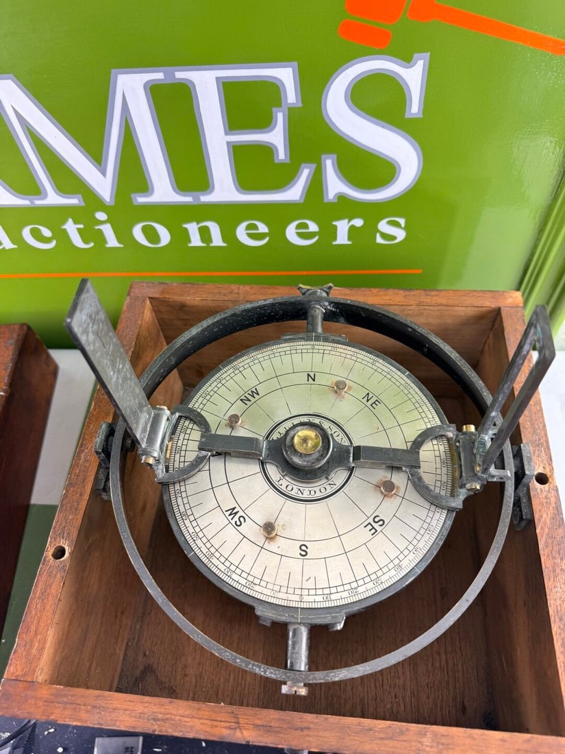 Large Wooden Cased Compass - 4