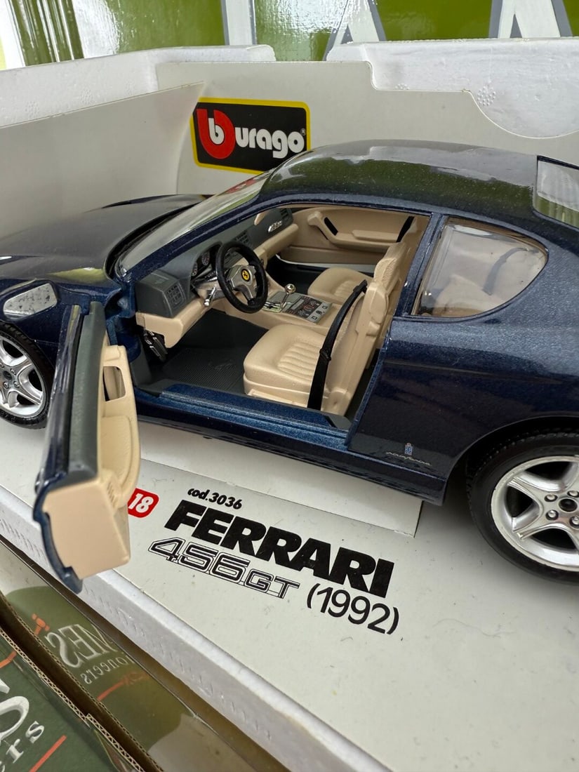 Burago 1:18 Scale 90`s Super Car Collection Ferrari 456 GT 1992: Burago 1:18 Scale 90`s Super Car Collection Ferrari 456 GT 1992, as pictured with original packaging/boxes.