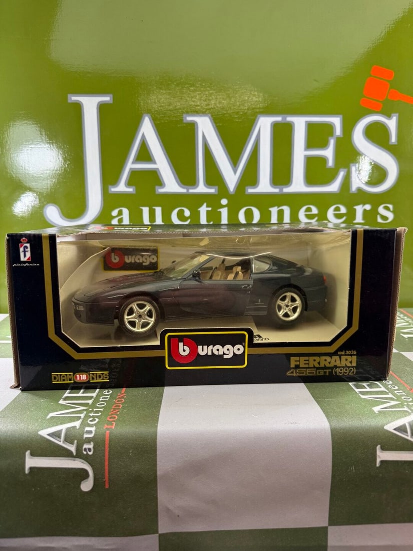 Burago 1:18 Scale 90`s Super Car Collection Ferrari 456 GT 1992 - 2