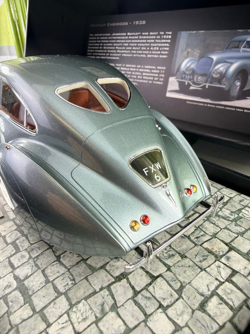 Minichamps 1:18 Scale `First Class Collection` Bentley Embiricos 1938 No.041 of 999 Pcs - 7