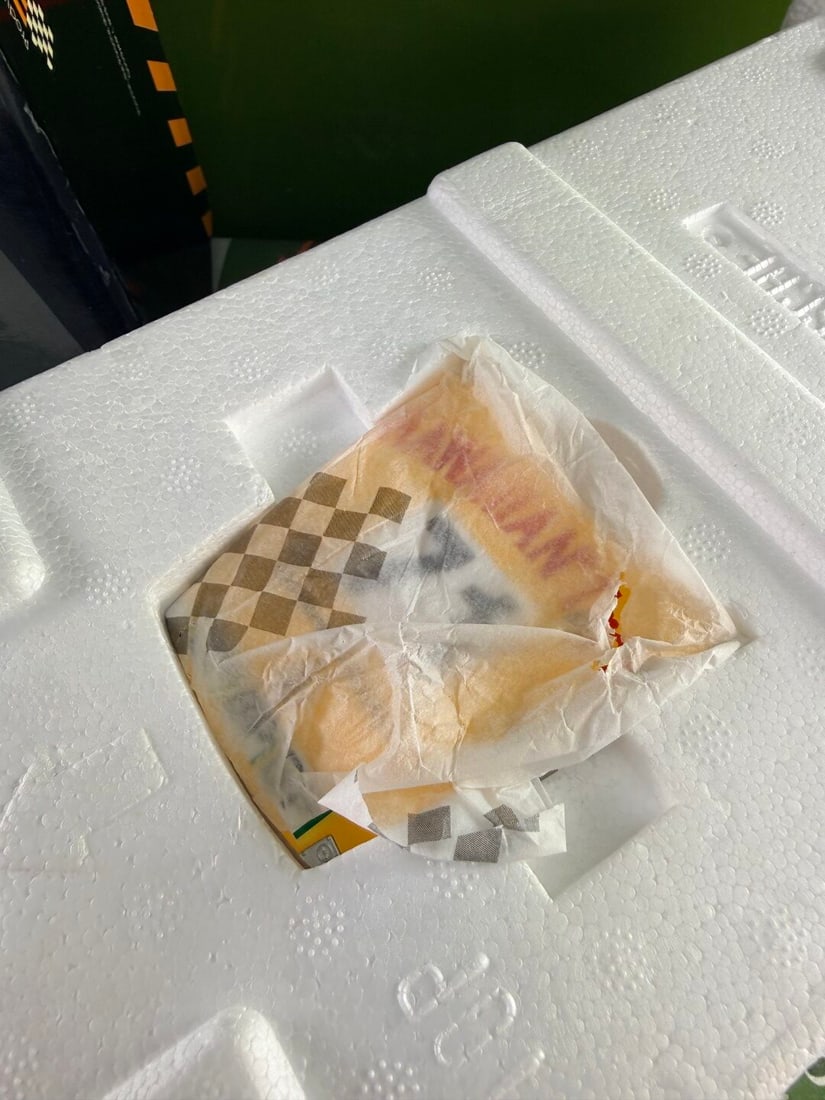 Exoto Racing Legends Porsche 935 RN 71 Hawaiian Tropic Le Mans 1979-Super Rare! - 3