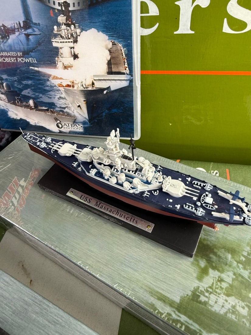 Collection of Atlas Legendary Warships WWII- Japanese/USA Ships - 5