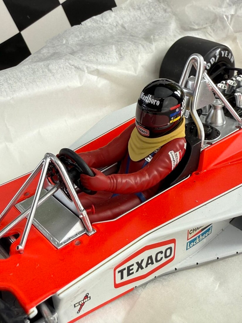 McLaren Ford M23 -J. Hunt 1976 Ltd Edition of 750 Models - 6