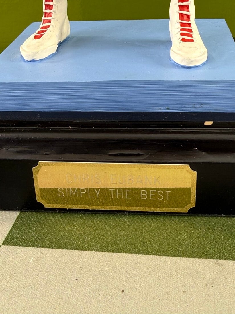 Chris Eubank Middleweight Boxing Champion- The Art Of Sport By Endurance Figurine. Sculpted by Danie - 3