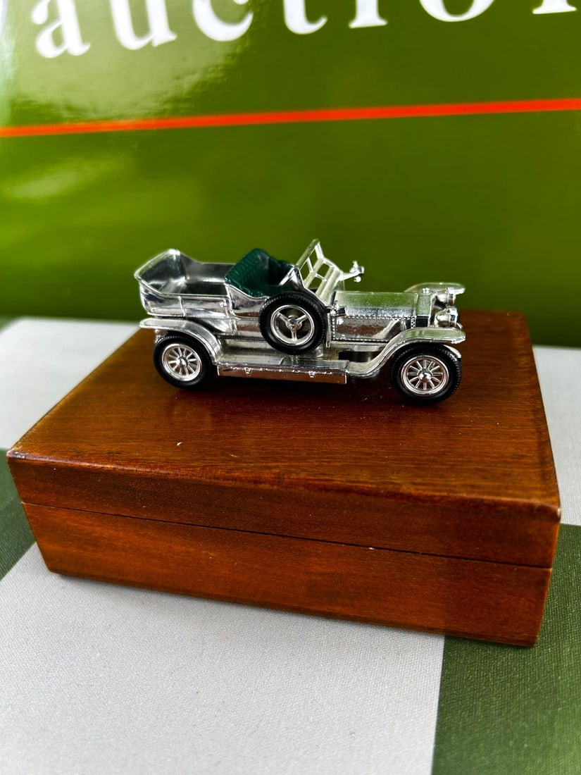 Vintage 1907 Rolls Royce Silver Ghost On A Solid Wood Teak Box.: Vintage 1907 Rolls Royce Silver Ghost On A Solid Wood Teak Box.