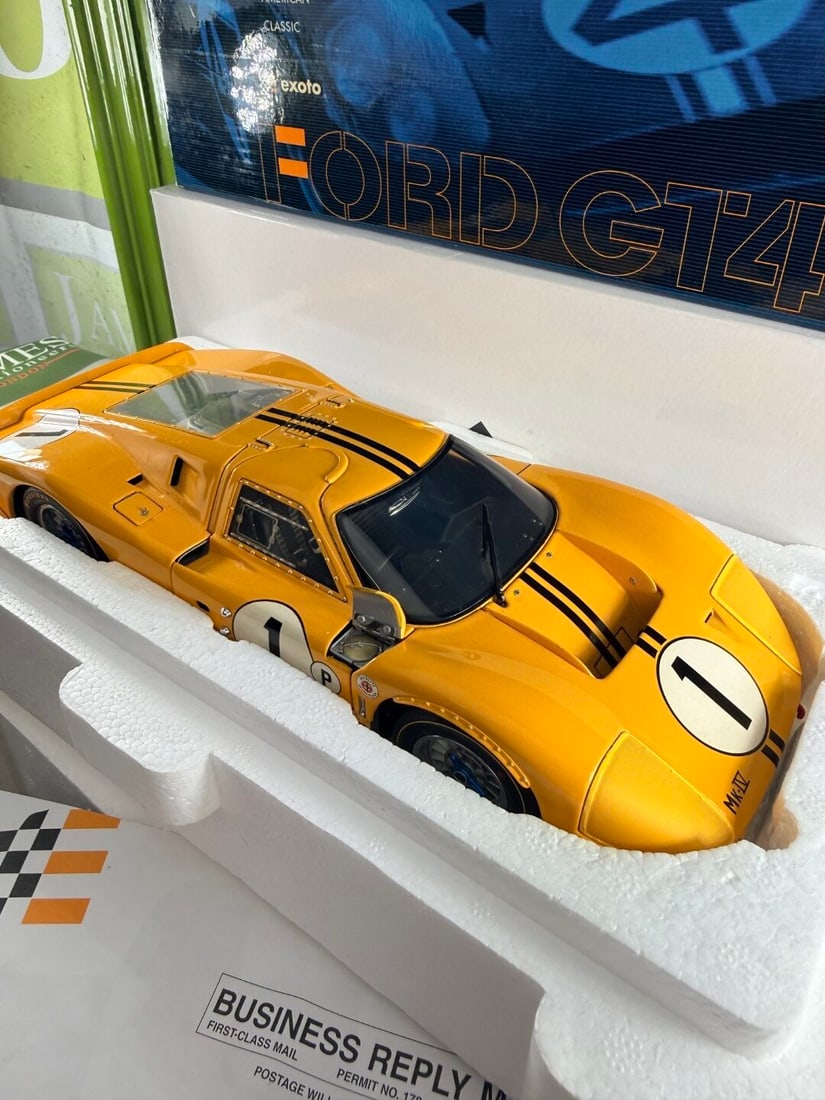 EXOTO 1:18 1967 YELLOW FORD GT #1 MK IV CAR RACING LEGENDS #1 Example - 2