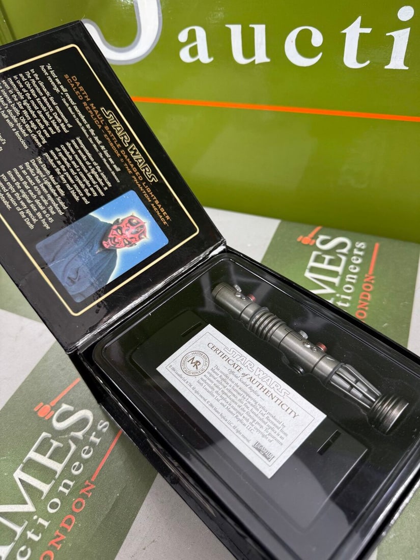 Masters Replica .45 Scale Lightsabre/COA -Darth Maul Battle Edition. - 2
