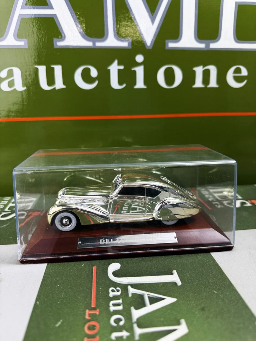 Aston Martin Delage D8 120 Model Silver Plated In Display Case 1:43 Scale: Aston Martin Delage D8 120 Model Silver Plated In Display case 1:43 Scale