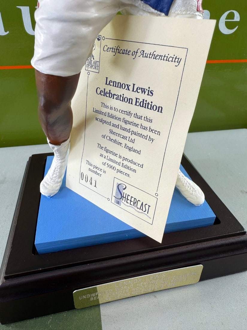 Lennox lewis Heavyweight Boxing Champion The Art Of Sport By Endurance Figurine. Sculpted by Daniel - 2