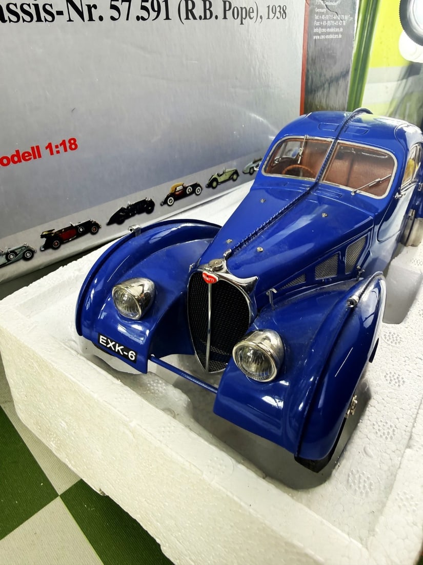 CMC M-083 Bugatti Typ 57 SC Atlantic Coupe 1/18th Scale 1938-V Rare Example. - 7