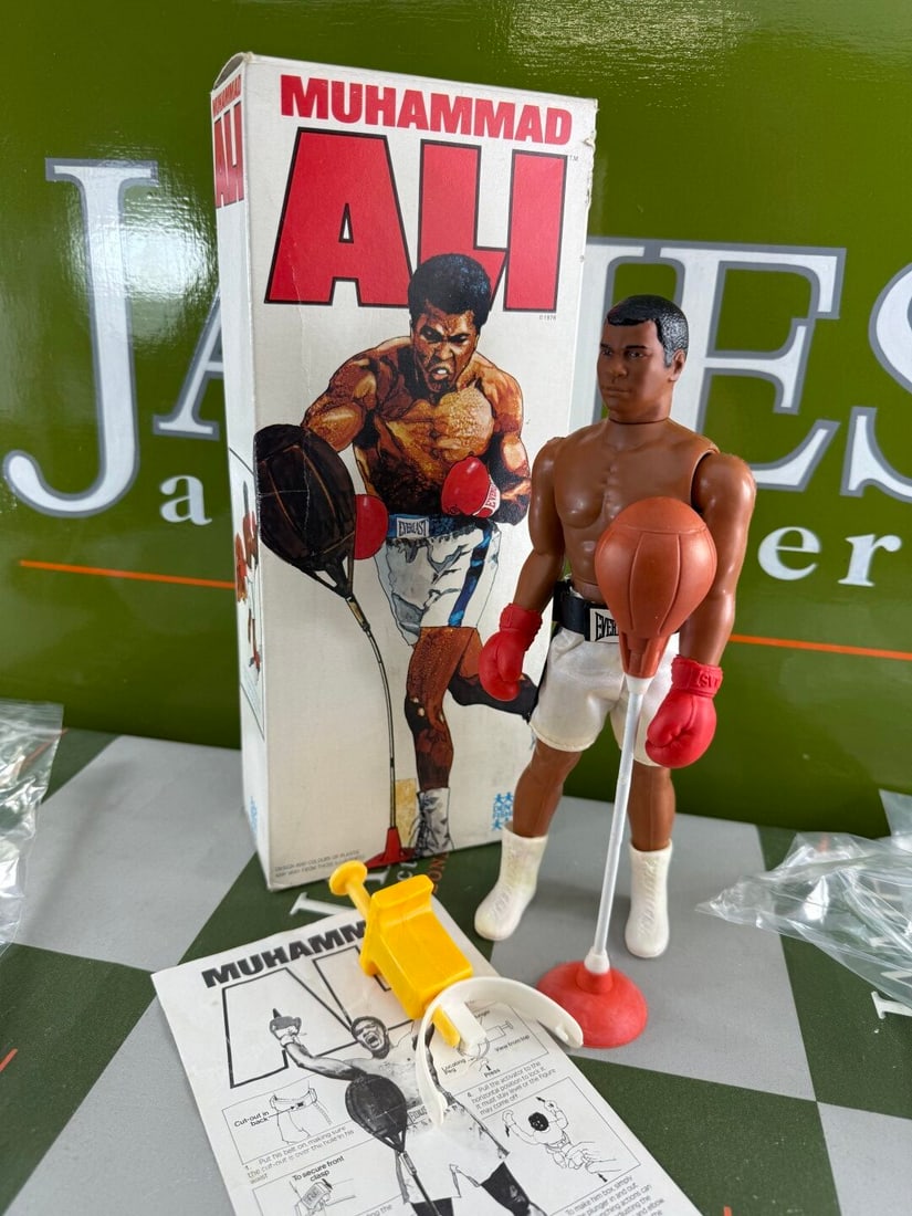 Denys Fisher-Original Vintage Muhammad Ali 1976 Boxing Interest. - 3