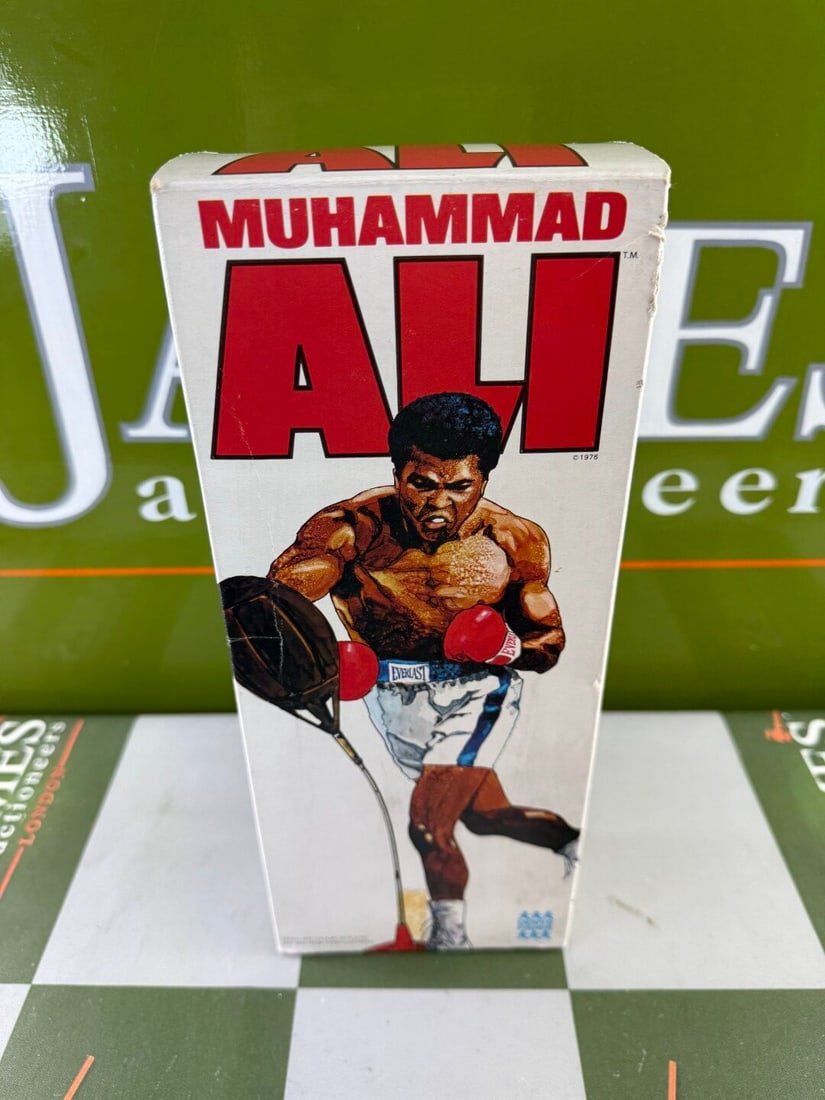Denys Fisher-Original Vintage Muhammad Ali 1976 Boxing Interest. - 5