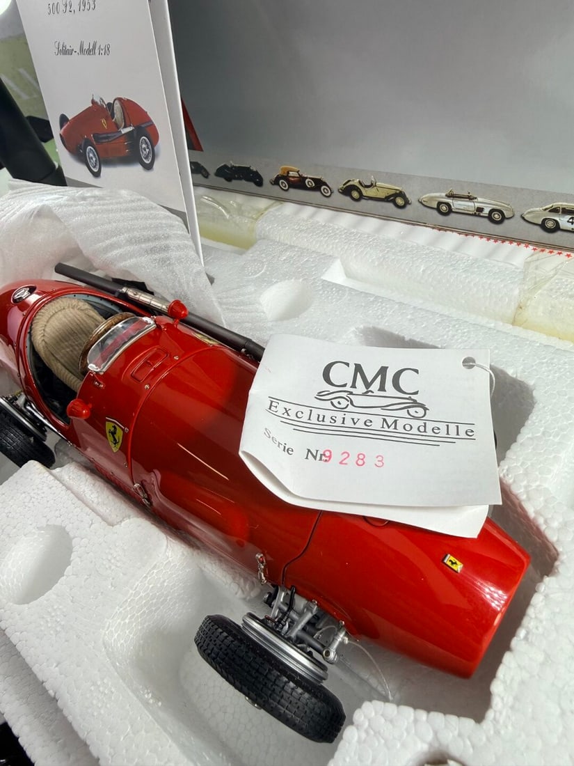 CMC-1:18 Scale M-056 Ferrari 500 F2 (1953) Der Doppelweltmeister - 4
