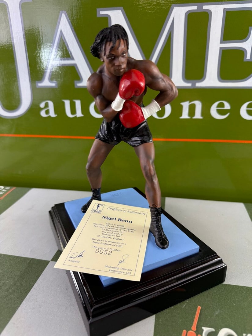 Nigel Benn Middleweight Boxing Champion- The Art Of Sport By Endurance Figurine. Sculpted by Daniel: Nigel Benn Middleweight Boxing Champion- The Art Of Sport By Endurance Figurine. Sculpted by Daniel Lovatt-