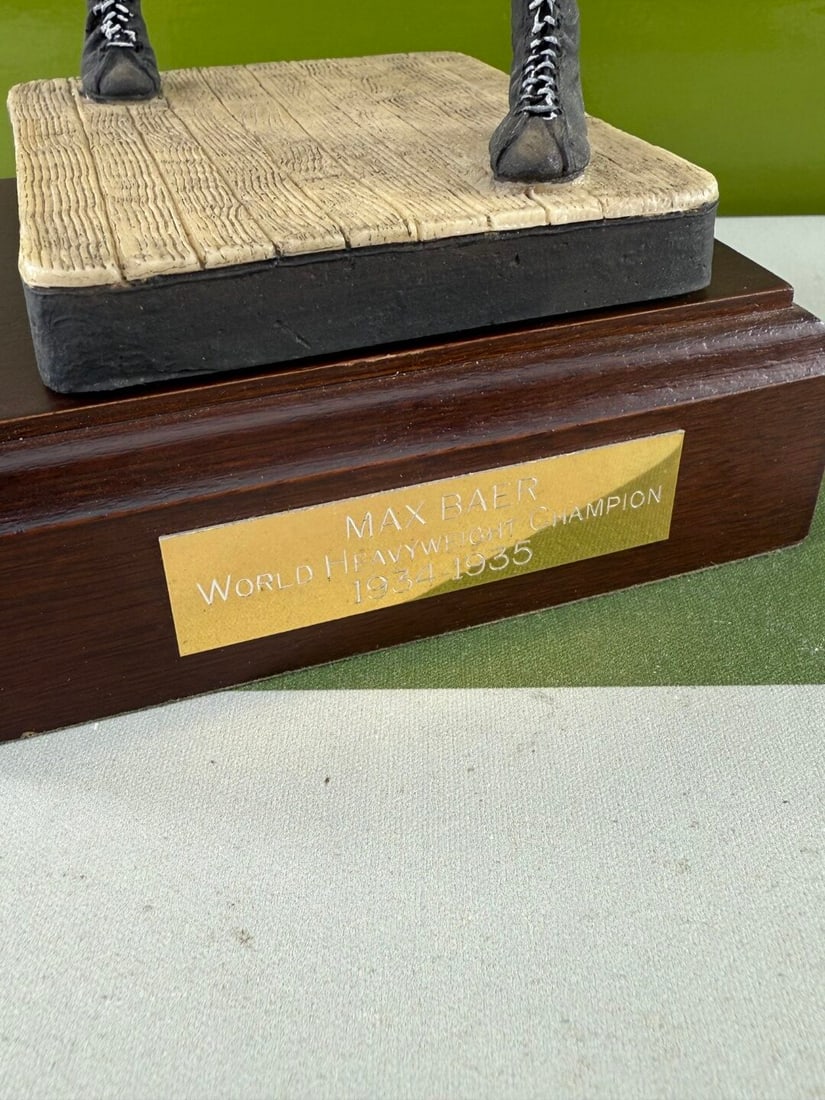 Max Baer Heavyweight Boxing Champion The Art Of Sport By Endurance Figurine. Sculpted by Daniel Lova - 2