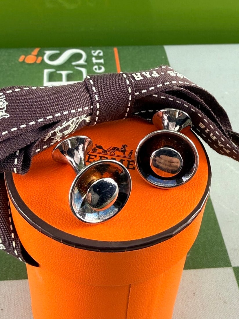 Hermes Paris Vintage & Very Rare Cufflinks Silver With Orange Enamel. (1 of 5)