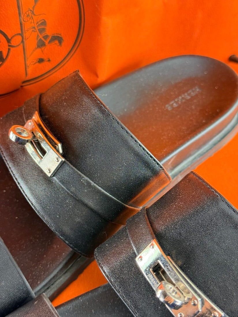 Hermes Paris Leather Calfskin & Kelly Buckle Sliders Size 9 GBP 1150 - 7
