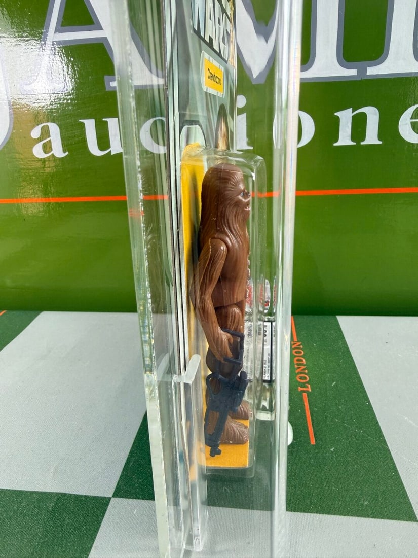 Kenner Star Wars Vintage Chewbacca Signed by Peter Mayhew - 6
